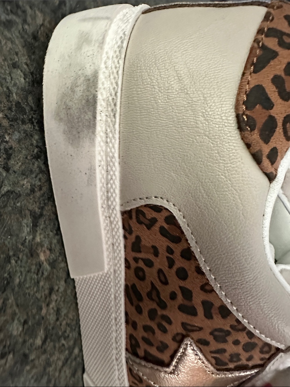 Girls White Leopard Star Accent Low-Top Sneakers Review Pictures - Picture 4 of 4